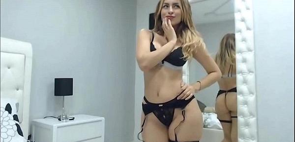  Modelo webcam latina con lencería negra muy sexy- samanthabunny